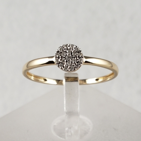 Delicate 14k Yellow Gold & Diamonds Ring